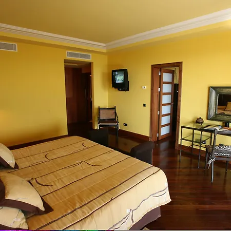 Lopesan Costa & 5* Meloneras